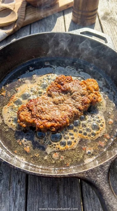 Chicken Fried Steak: Crispy Comfort Food Recipe - cooking process