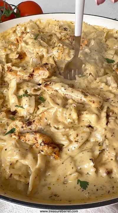 Creamy Chicken Garlic Parmesan Pasta Recipe - cooking process