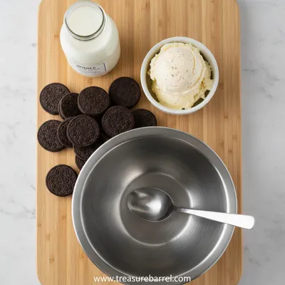 Easy Oreo Milkshake – Only 3 Ingredients - cooking process